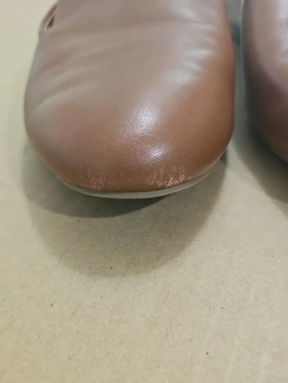 Birdies sleek leather